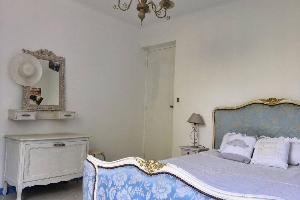 Villa Calme, Climatisee, Piscine, A 2 Pas Du Centre リル・シュル・ラ・ソルギュ エクステリア 写真